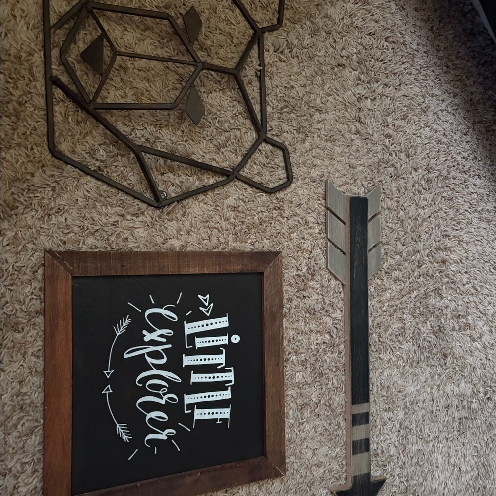 Black and Brown Wall Decor Set